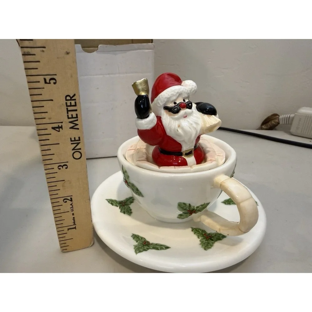 Vintage‎ Santa In a Teacup Music Box - Plays 